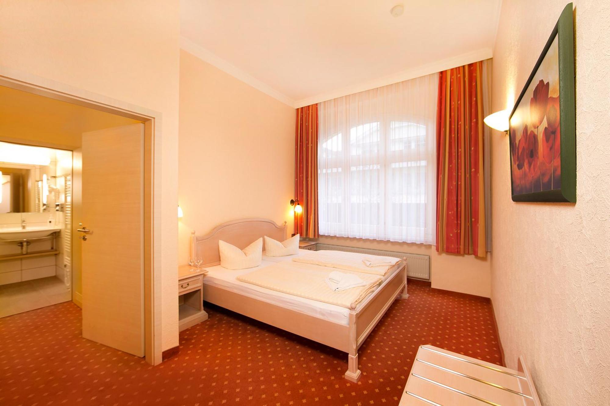 Hotel Duenenschloss Mit Private Spa Zinnowitz Exteriér fotografie