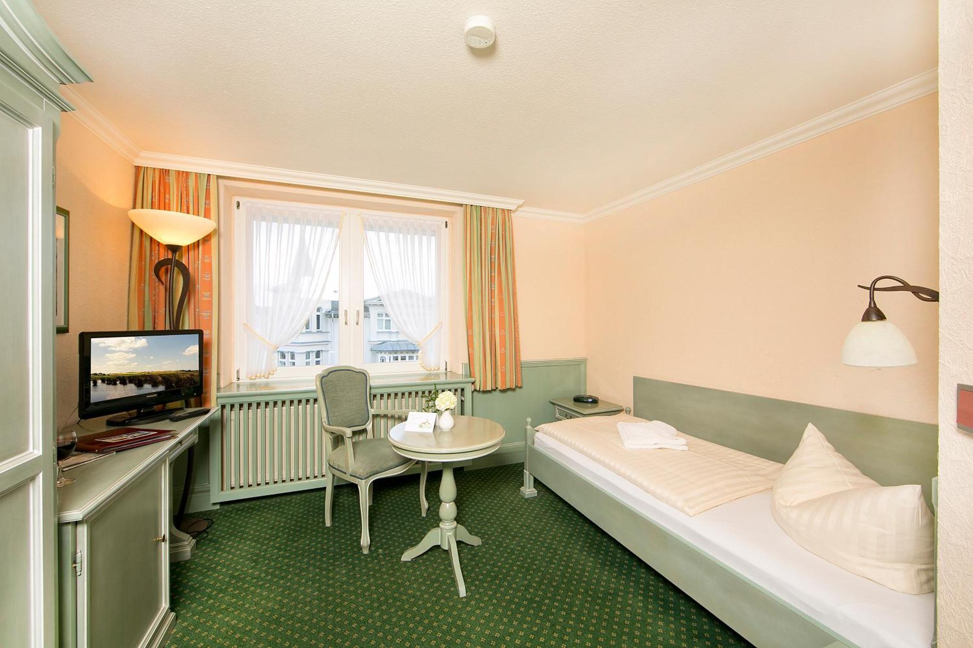 Hotel Duenenschloss Mit Private Spa Zinnowitz Exteriér fotografie