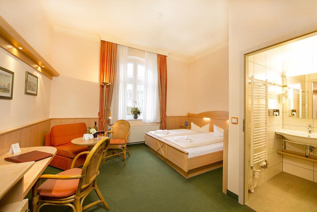 Hotel Duenenschloss Mit Private Spa Zinnowitz Exteriér fotografie